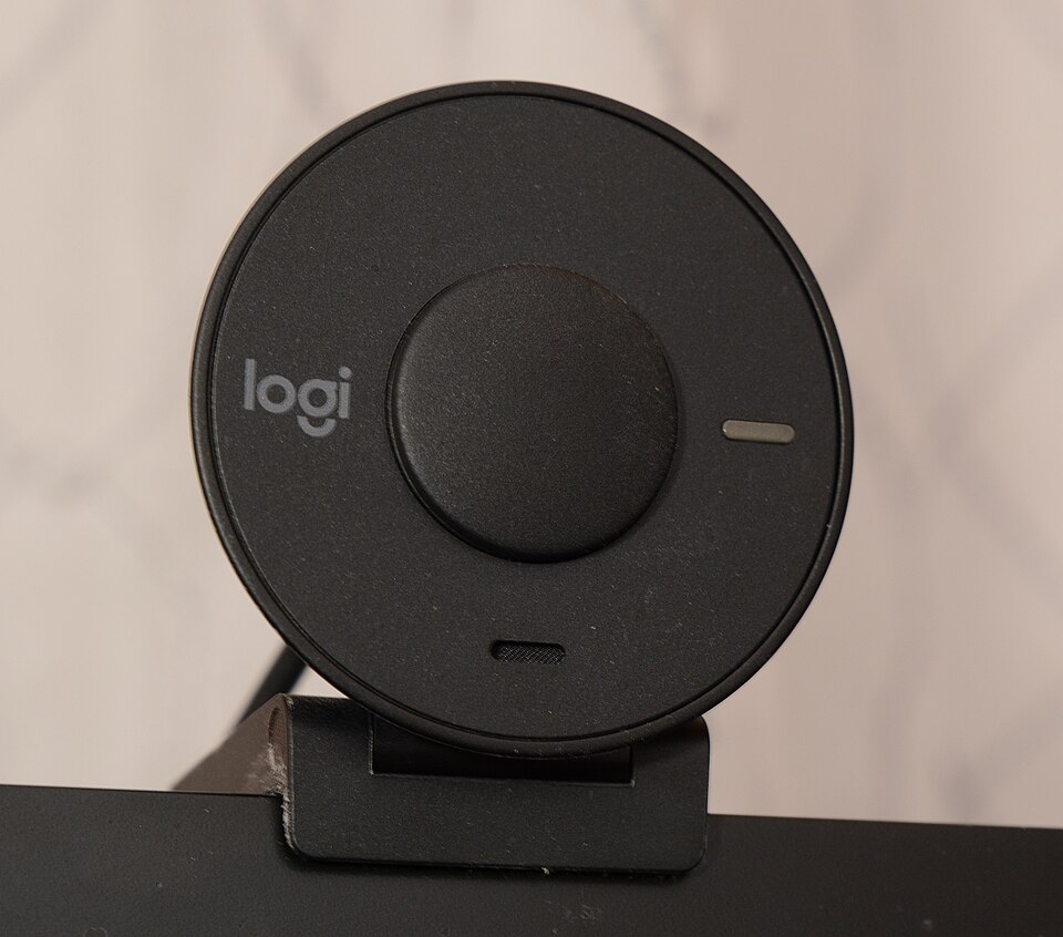 Logitech Brio 301 — Black